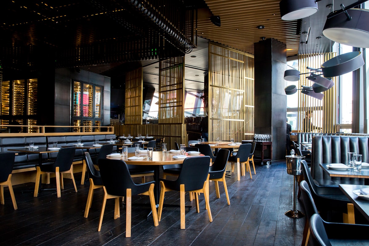 Landing page moderne du restaurant Le Bistrot Parisien après transformation